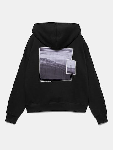 Felpa di Pull&Bear in nero