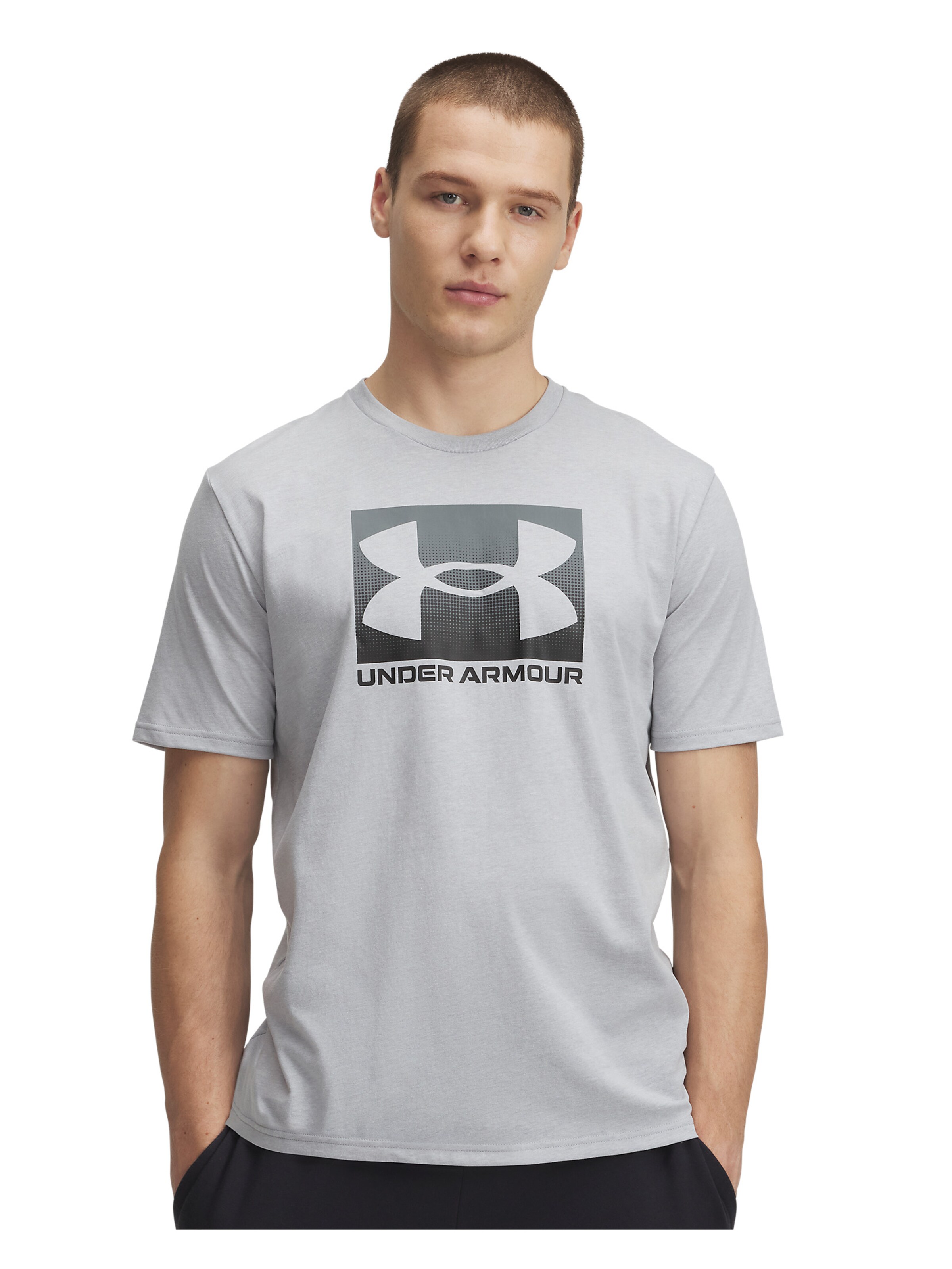 UNDER ARMOUR Performance shirt in Grey