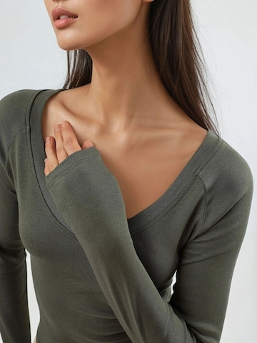 Busem - Blusa em verde