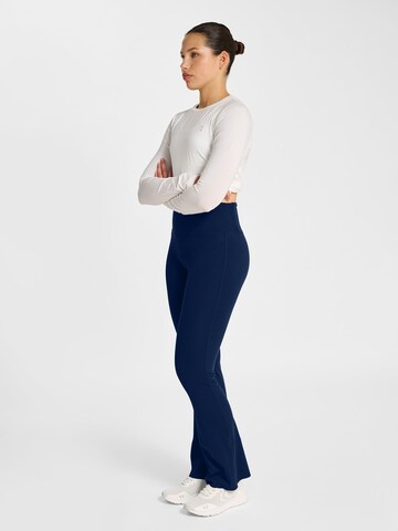 évasé Pantalon de sport Hummel en bleu