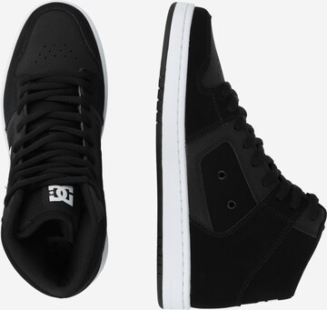 Sneaker alta 'MANTECA 4' di DC Shoes in nero