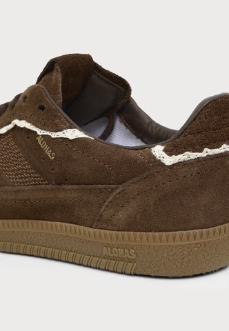 Baskets basses 'Tb.490' Alohas en marron