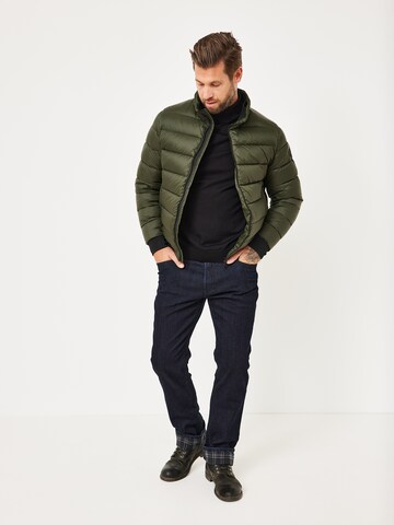 REDPOINT Between-Season Jacket in Green