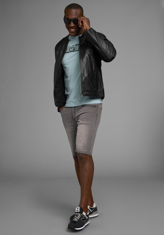 Bruno Banani LM Skinny Shorts in Grau