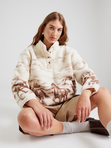 LEVI'S ® Sweater 'Kasey Sherpa Pullover' in Beige: front