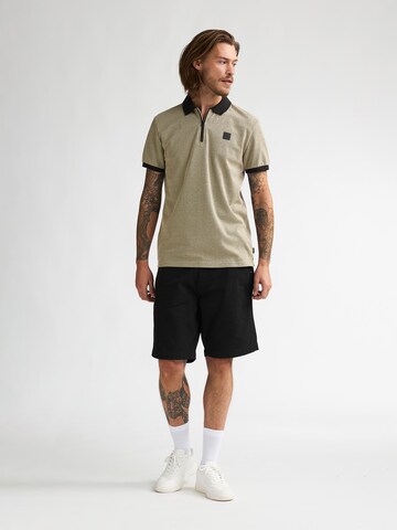 Petrol Industries Shirt in Bruin