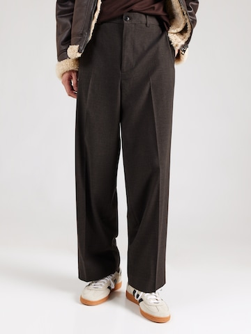 Baggy Pantalon à plis SCOTCH & SODA en marron : devant