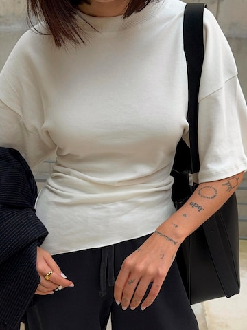 Bershka Shirt in White