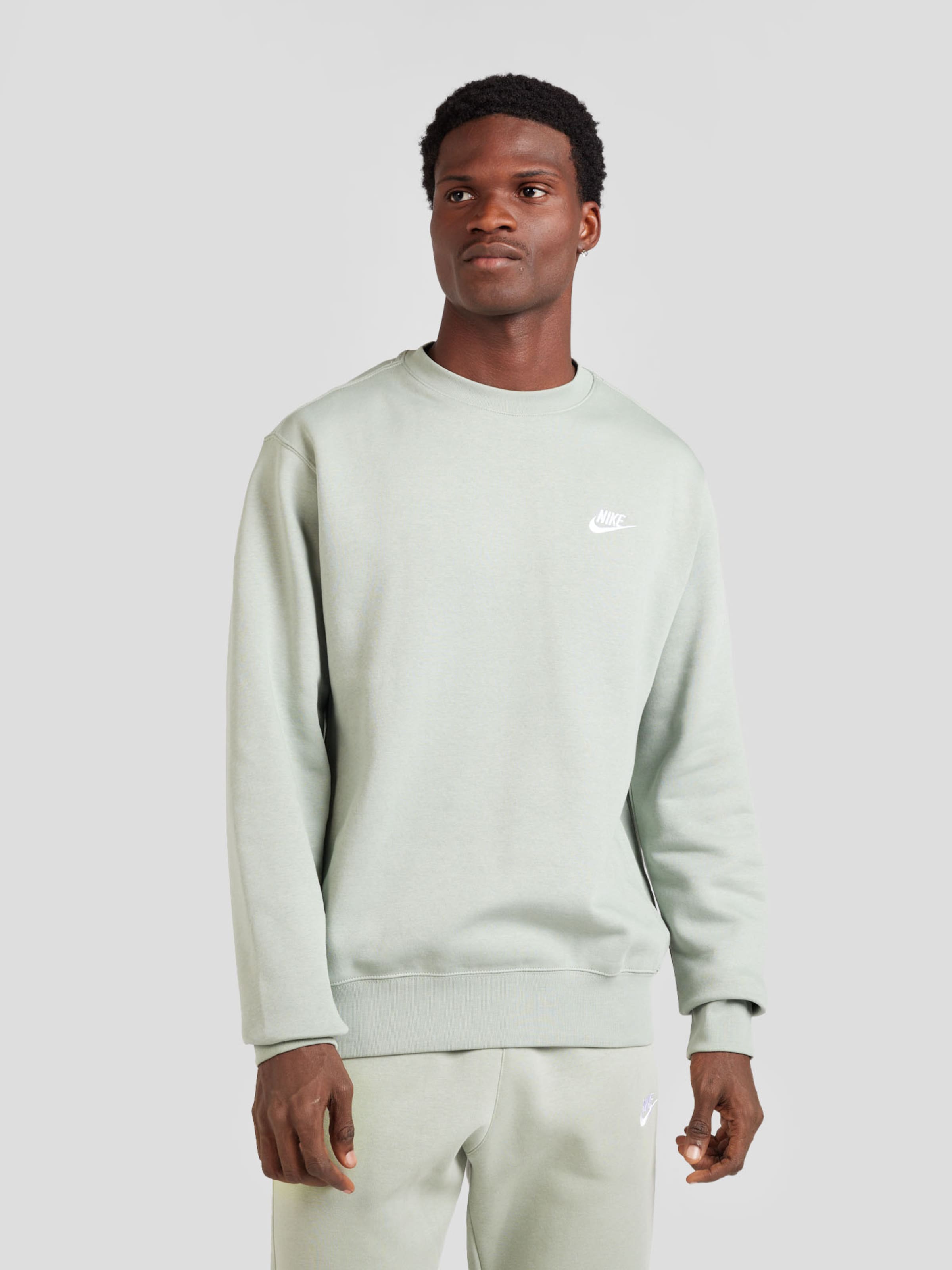 Nike Sportswear Regular fit Sweatshirt CLUB FLEECE in Mint ABOUT YOU