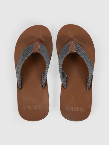 Smilodox Beach & Pool Shoes 'Alexi' in Grey