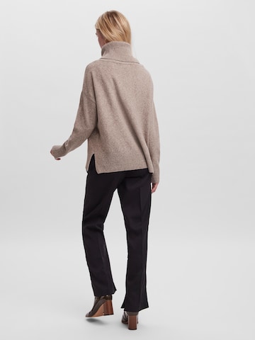 VERO MODA Sweater 'Doffy' in Brown