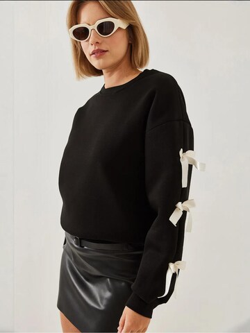 Bianco Lucci Sweatshirt in Zwart