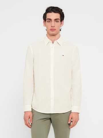 Tommy Jeans Regular fit Overhemd in Wit: voorkant