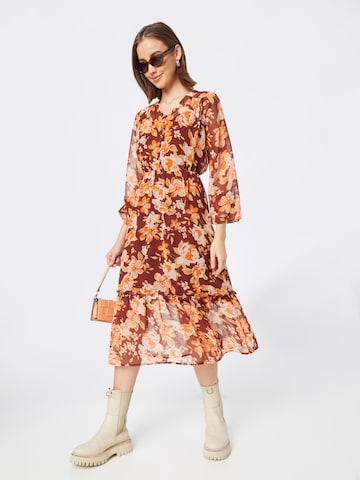 VILA فستان 'VINCE' بلون ألوان ثانوية