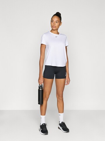 T-shirt fonctionnel 'One Classic' NIKE en blanc