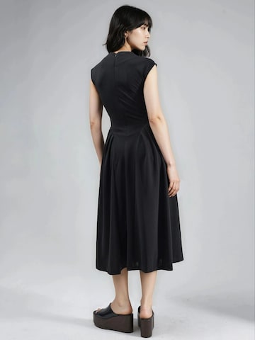 Busem Dress in Black