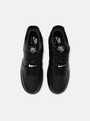 Nike Sportswear Sneakers laag 'AIR FORCE 1 '07' in Zwart