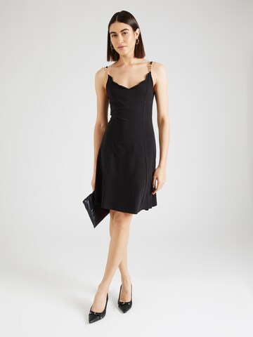 Robe 'Cornelia' ABOUT YOU en noir