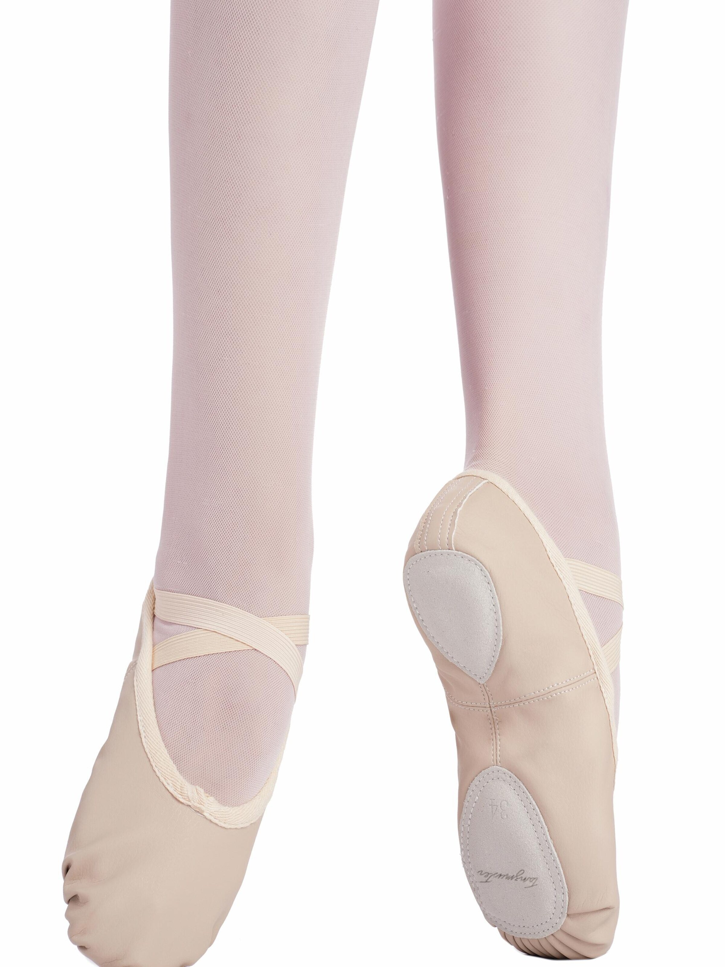 Tanzmuster Athletic Shoes 'Quinn' in Beige