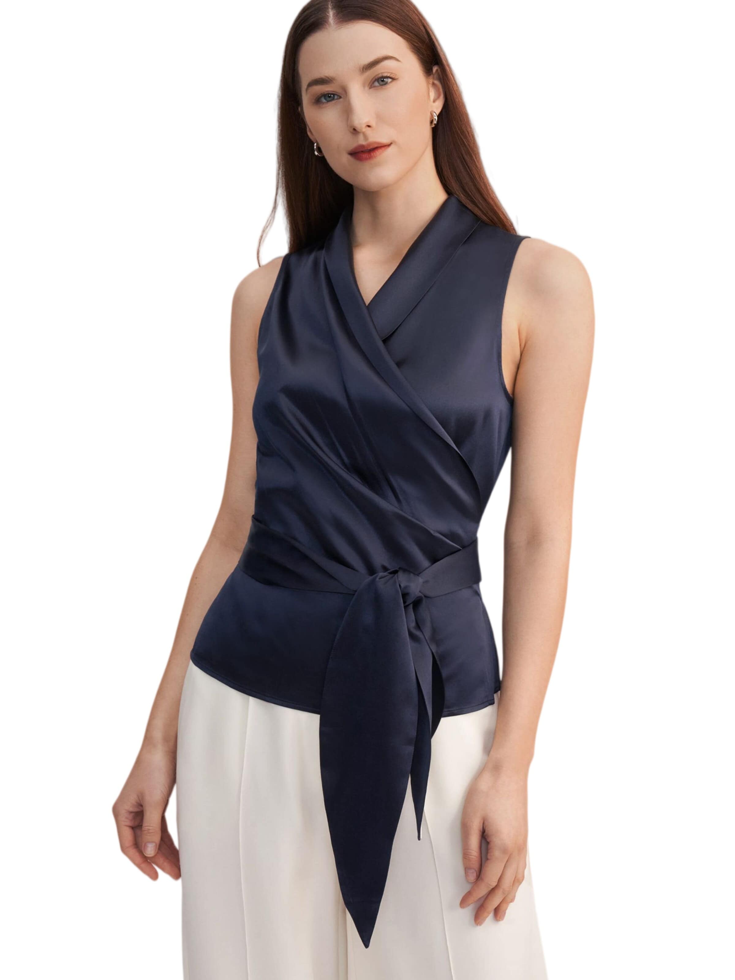 Lilysilk Blouse in Blauw: voorkant