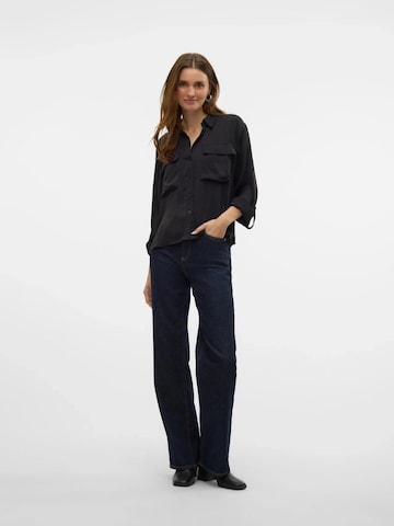 VERO MODA Blouse in Black
