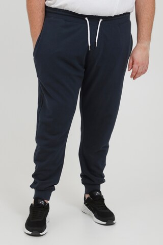 !Solid Tapered Trousers 'TAMBERT' in Blue: front