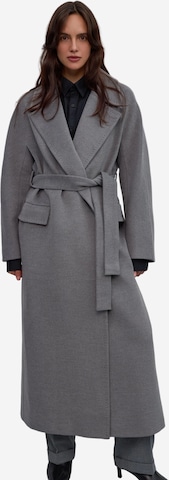 Estro Vinterkappa '465' i grå: framsida