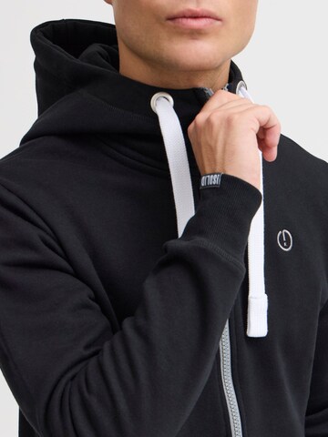 Veste de survêtement 'Benn ' !Solid en noir
