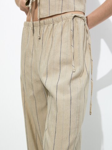 Wide Leg Pantalon Pull&Bear en beige