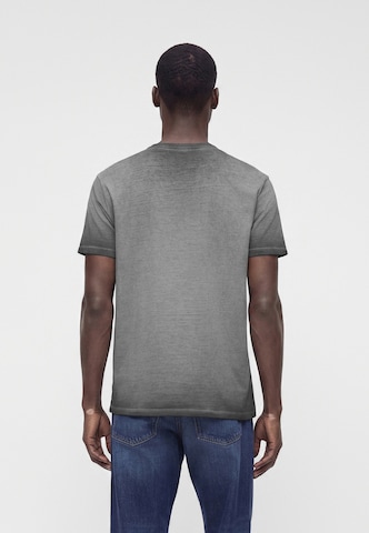 Maglietta di GUESS in grigio
