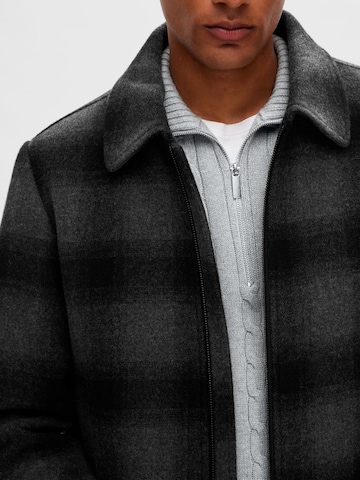 SELECTED HOMME Between-Season Jacket 'Filip' in Grey