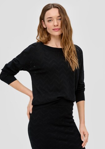 s.Oliver Pullover in Schwarz: predná strana