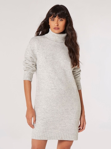 Robes en maille Apricot en gris