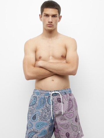 Pull&Bear Board Shorts in Purple: front