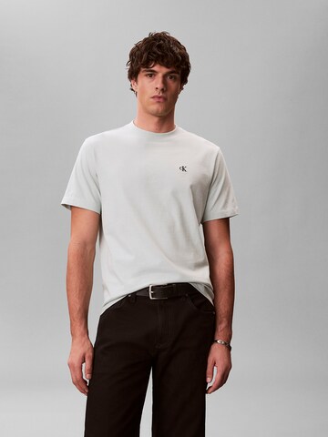 T-Shirt Calvin Klein Jeans en gris : devant