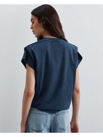 Tricou de la Scalpers pe albastru