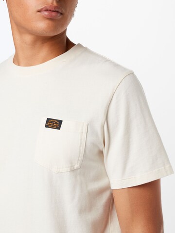 Effilé T-Shirt Superdry en blanc