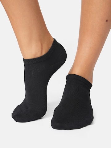 Nur Die Socks in Black