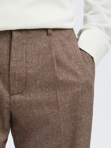 Regular Pantalon à pince SELECTED en marron