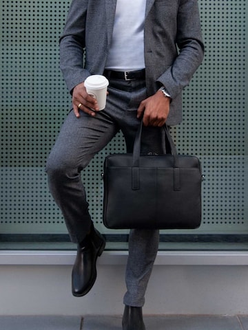 PURE Studios Laptop Bag 'CAPELLA' in Black: front