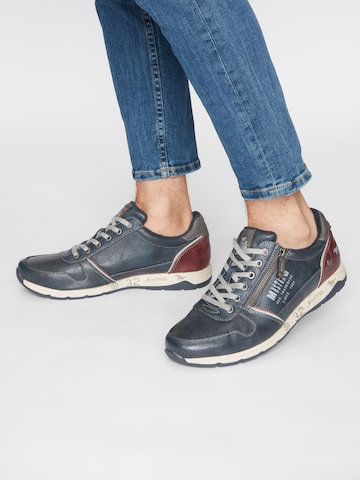 MUSTANG Sneakers laag in Blauw: voorkant