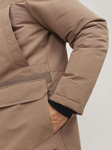 JACK & JONES Between-seasons coat 'Wing' in Brown