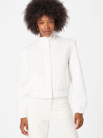 Pimkie Between-Season Jacket in White: front