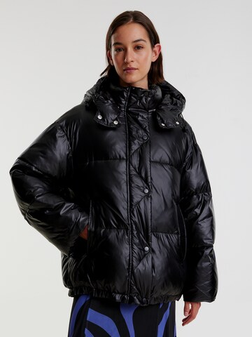 EDITED Winter Jacket 'Marlin' in Black: front