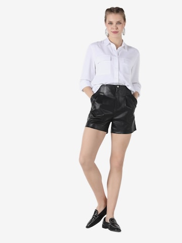 Colin's Blouse in White: front