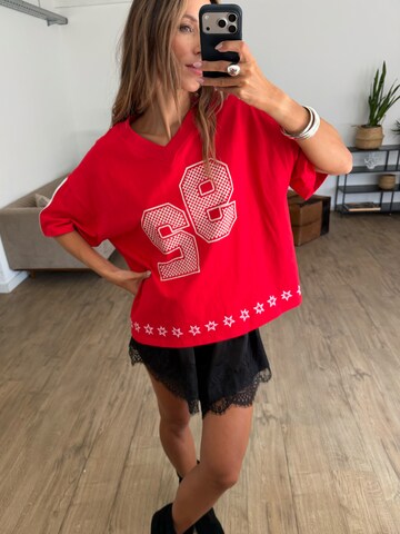 Kamila Šikl Shirt in Red