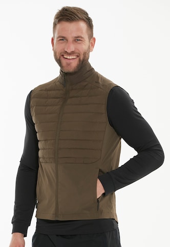 ENDURANCE Sportbodywarmer 'Benst' in Bruin: voorkant