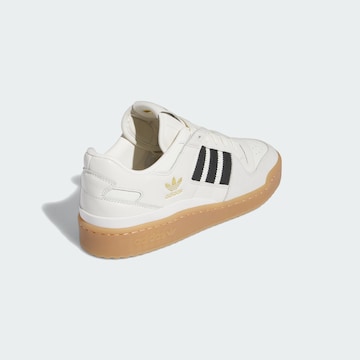 ADIDAS ORIGINALS Σνίκερ χαμηλό 'Forum 84' σε λευκό