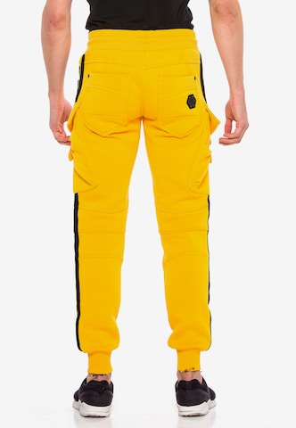 CIPO & BAXX Regular Pants in Yellow