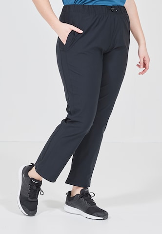 Q by Endurance Pants in Black: front
